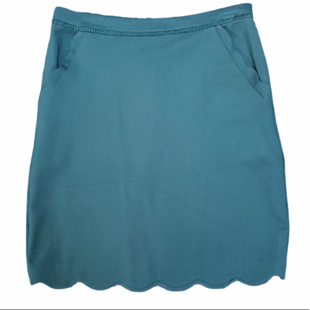 SKIES ARE BLUE Scalloped Skirt EUC